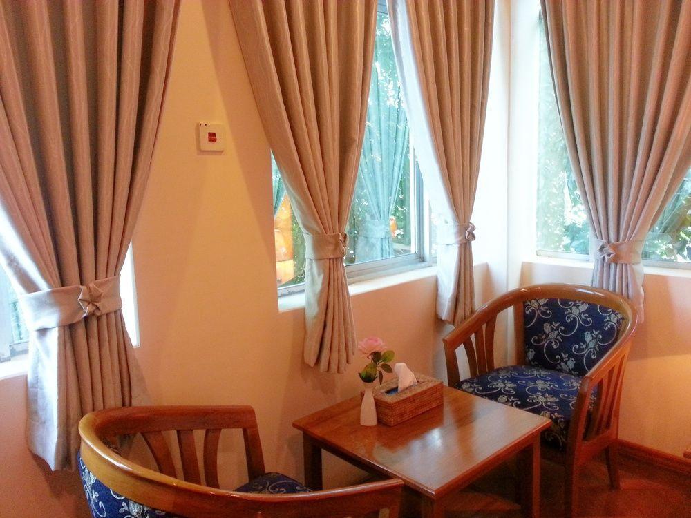 Grand Laurel Hotel Γιανγκόν Εξωτερικό φωτογραφία