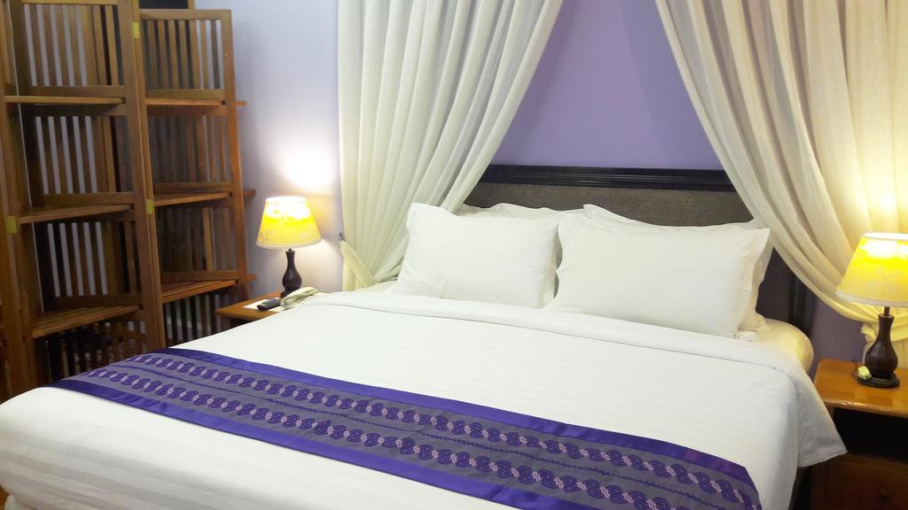 Grand Laurel Hotel Γιανγκόν Εξωτερικό φωτογραφία
